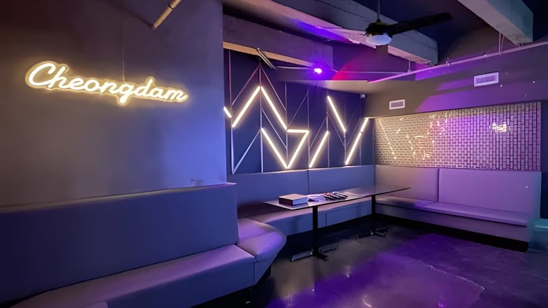 Bar photo 2