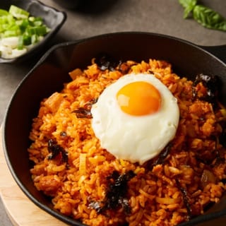 BRIQUETTE Kimchi fRIED rice  연탄 김치 볶음밥